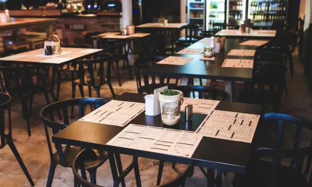 Inside American Restaurants: Where Every Table Tells a Different Story